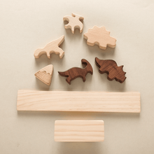 Load image into Gallery viewer, Wooden Montessori Animal Blocks