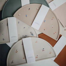 Load image into Gallery viewer, Baby Silicone Placemat