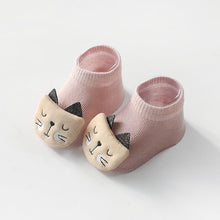 Load image into Gallery viewer, Sleepy Creatures Socks