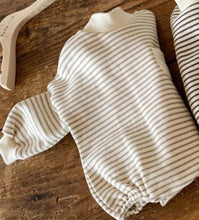 Load image into Gallery viewer, Long Sleeved Striped Pocket Romper