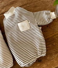 Load image into Gallery viewer, Long Sleeved Striped Pocket Romper