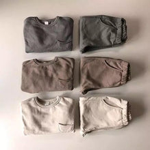Load image into Gallery viewer, Sweatshirt with Long Pants