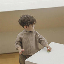 Load image into Gallery viewer, Long Sleeved Corduroy Top