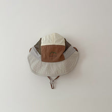 Load image into Gallery viewer, Explorer Bucket Hat
