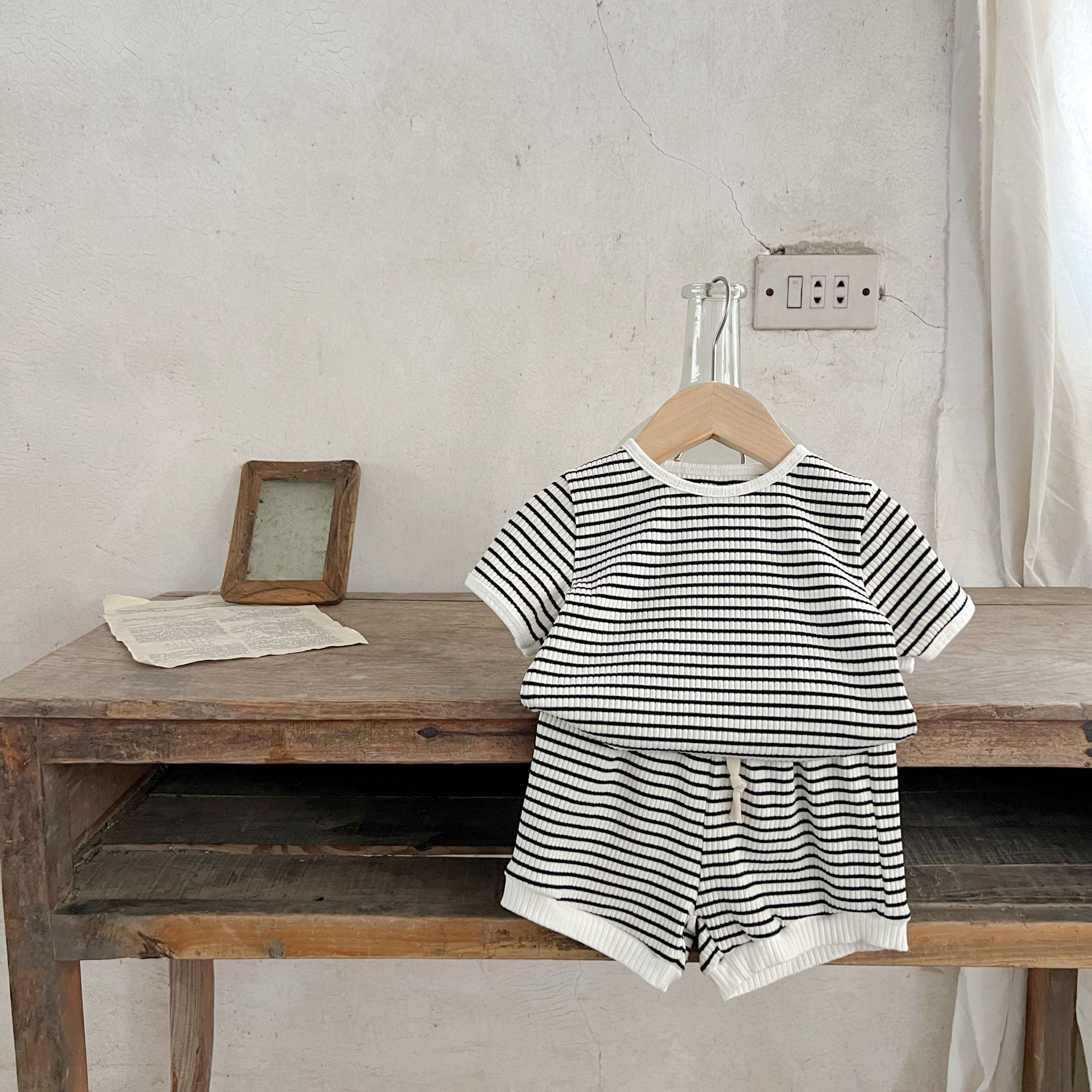 Stripes T-Shirt and Drawstrings Shorts Set