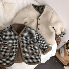 Load image into Gallery viewer, Reverse Checkered Woolen Jacket
